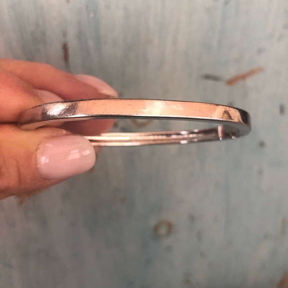 Swarovski sterling silver hinged bracelet loaded with Swarovski crystals - Picture 4 of 10